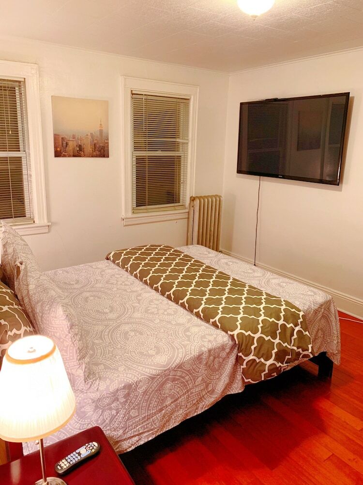 Hotel Purple Garden Guesthouse Lga