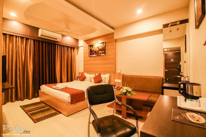 Hotel The Mahal Inn