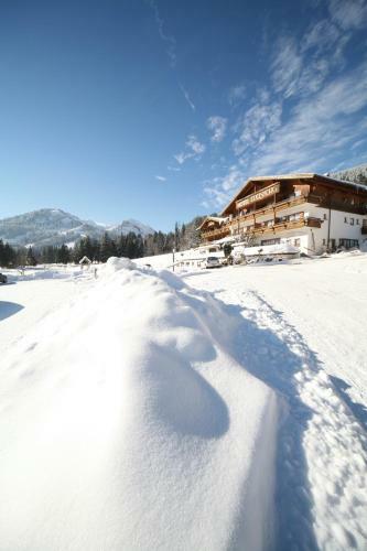 Berg- Und Aktivhotel Edelsberg, Edelsberg Gmbh