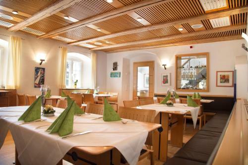 Hotel Pilgerhof Und Rebmannshof