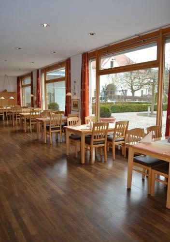 Hostal Klostergasthof Roggenburg