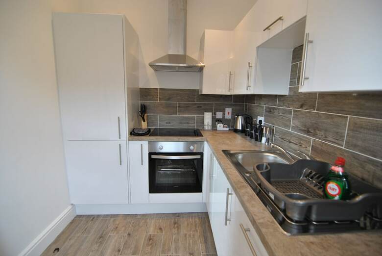 Apartamentos Lord Raglan House