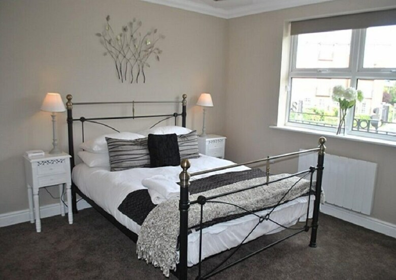 Apartamentos Lord Raglan House