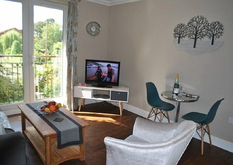 Apartamentos Lord Raglan House