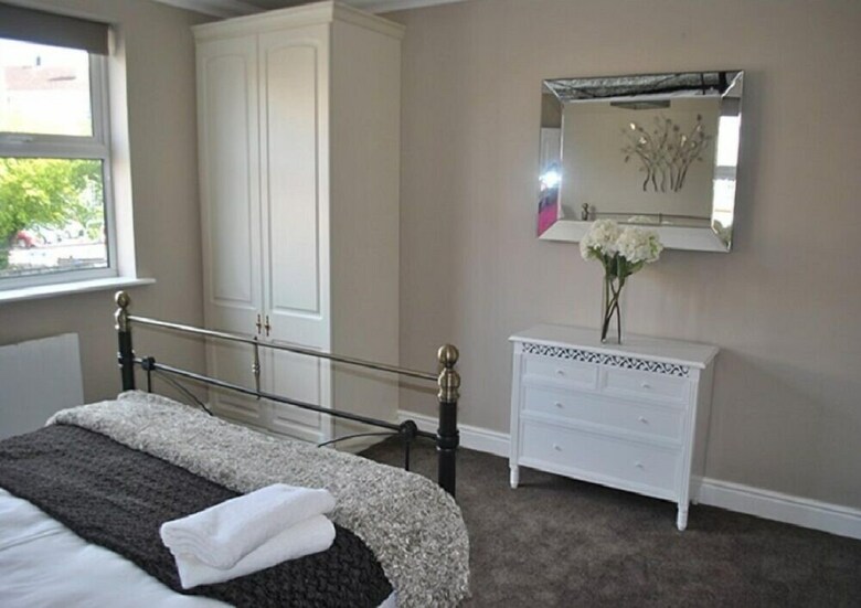 Apartamentos Lord Raglan House