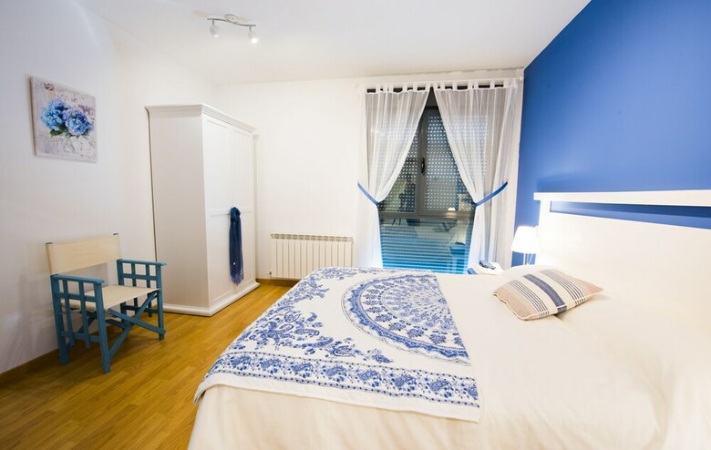 Apartamentos Casa Rosaenea