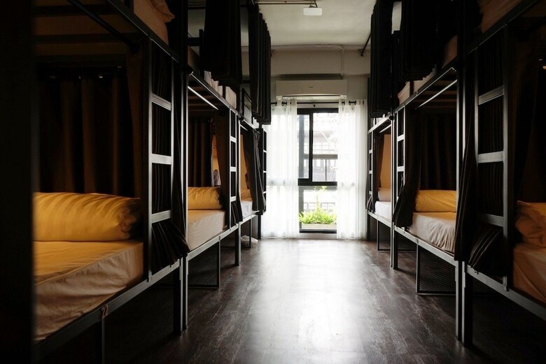 Hostal Hobnob Hostel - Adults Only