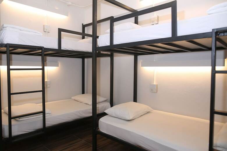 Hostal Hobnob Hostel - Adults Only