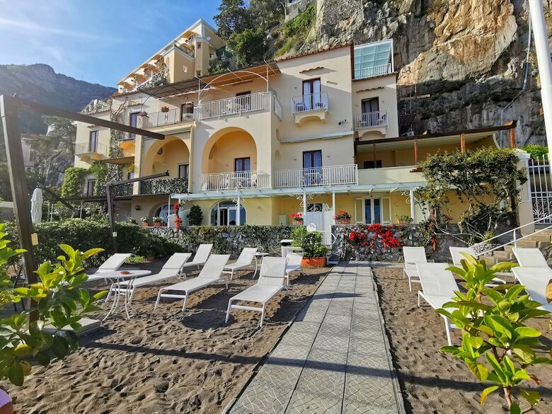 La Caravella Positano Beach, Residence