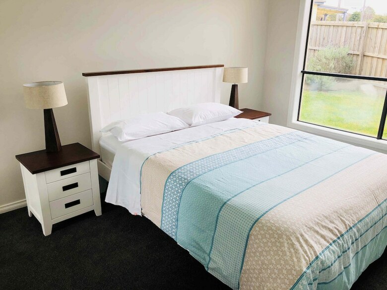 Apollo Bay Seal Apartments