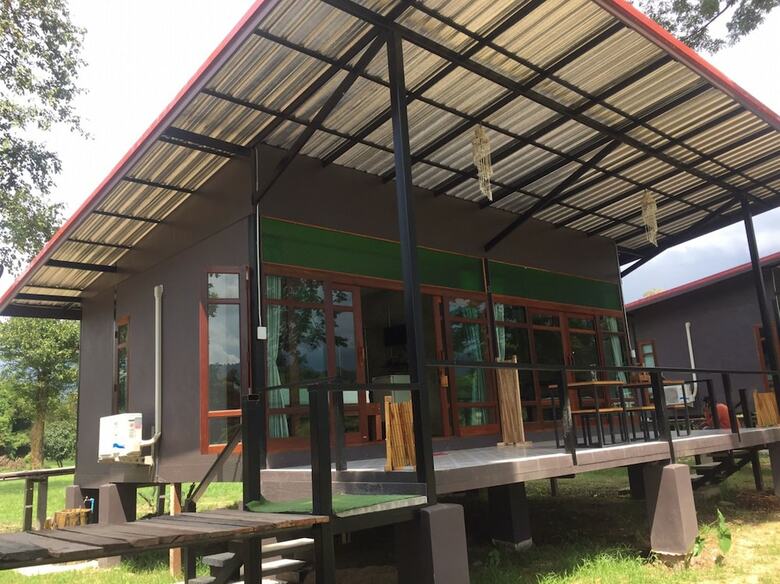 Hotel Thannam River Resort