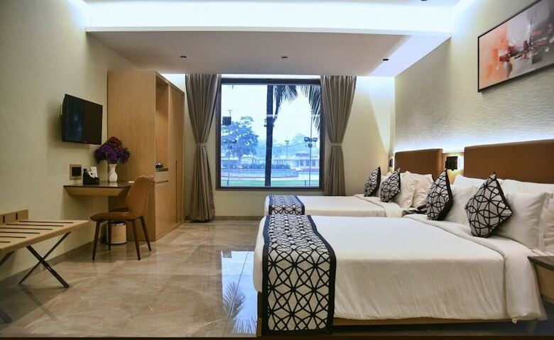 Hotel Treat Resort