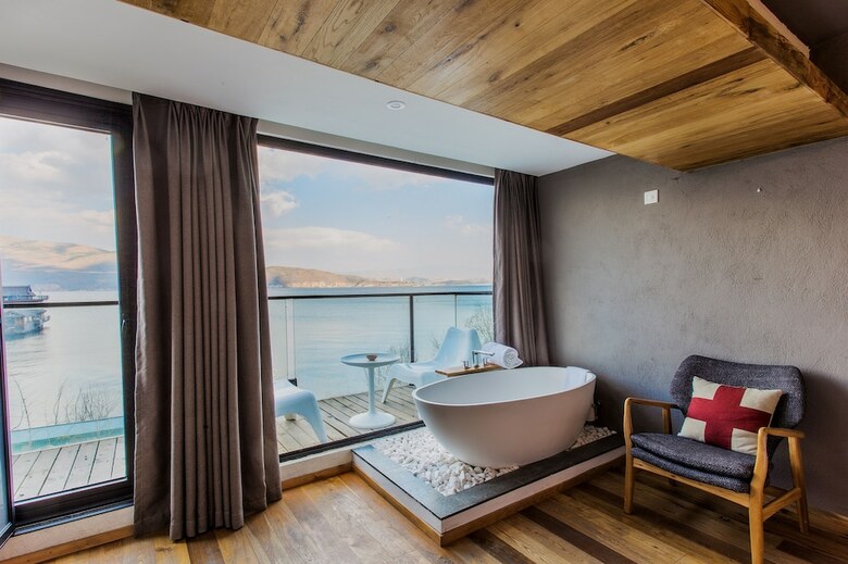 Dali Pure Sea Travelling With Hotel