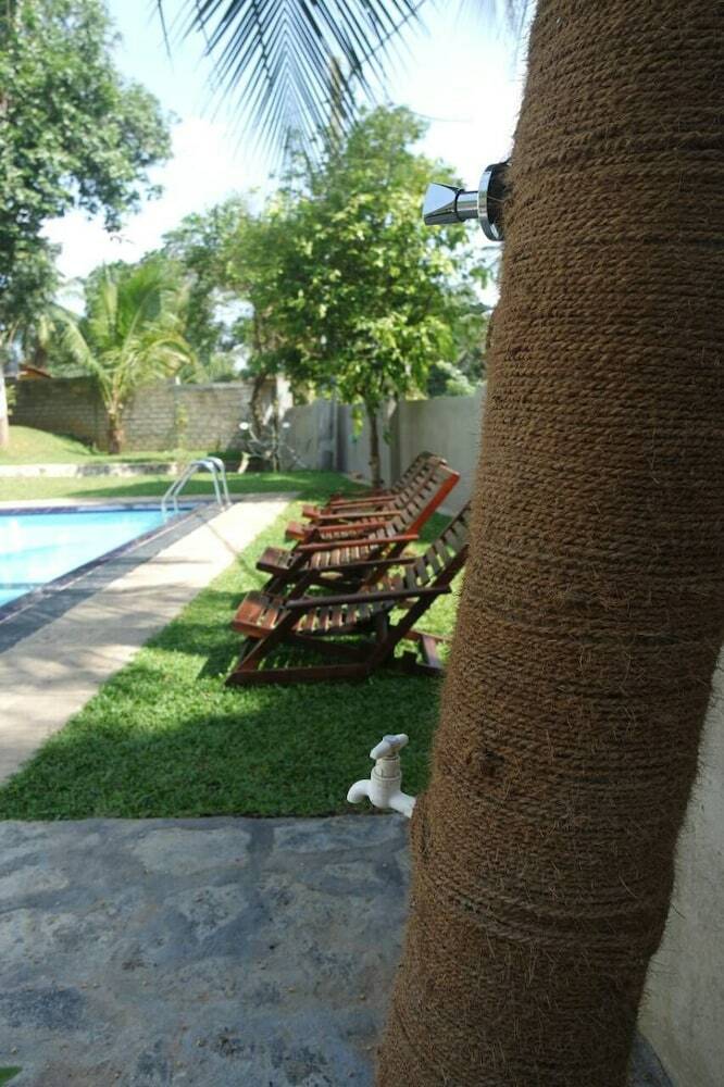 Villa Blue Water Hikkaduwa