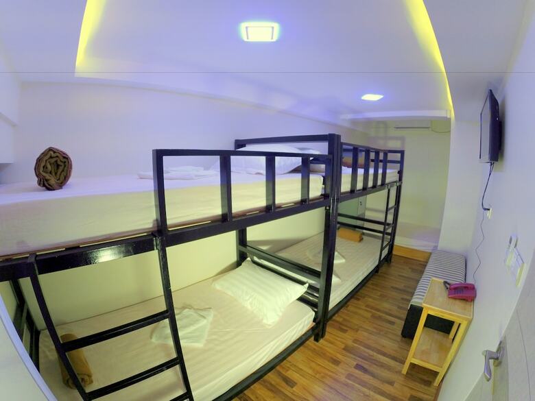 Hostal November Hostel