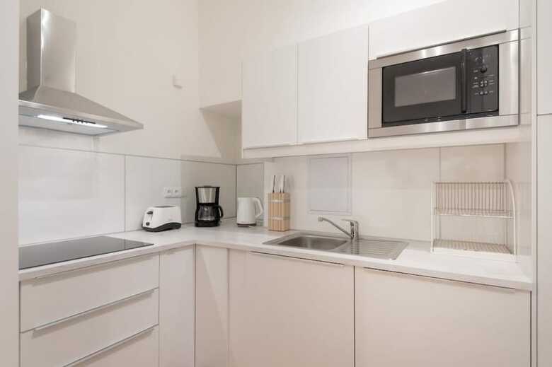 Central Superior Apartments And Suites