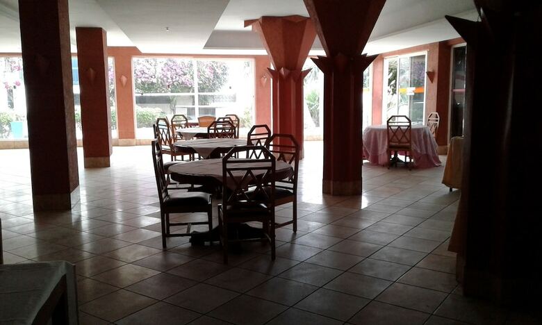 Royal Hotel