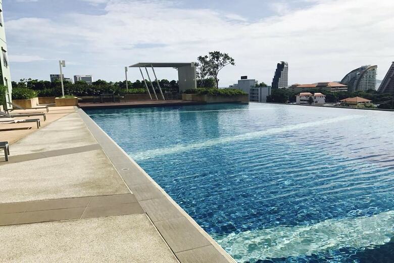 Lumpini Wongamat Suites