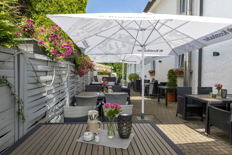 Restaurant & Landhotel Zum Niestetal