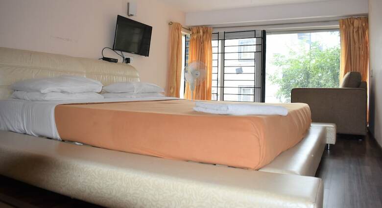 Hotel 4 Seasons Suites