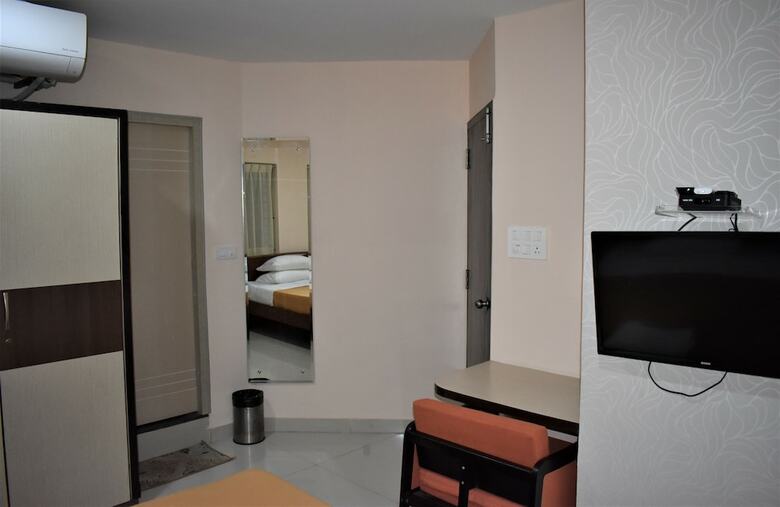 Hotel 4 Seasons Suites
