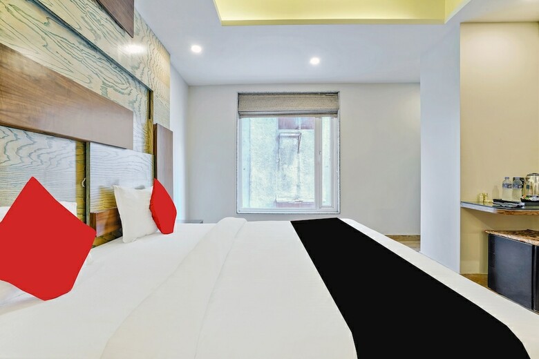 Hotel Nitya Maharani