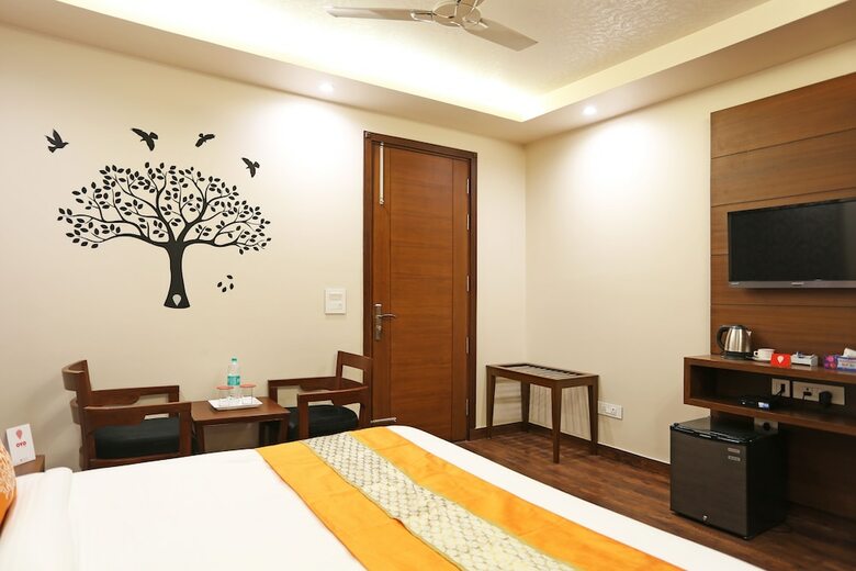 Oyo 5198 Hotel Hcgrand