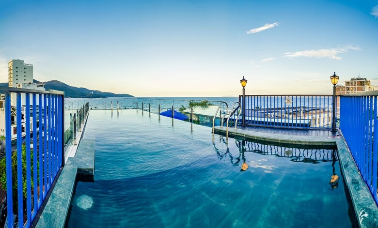 Hotel Cani Beach House