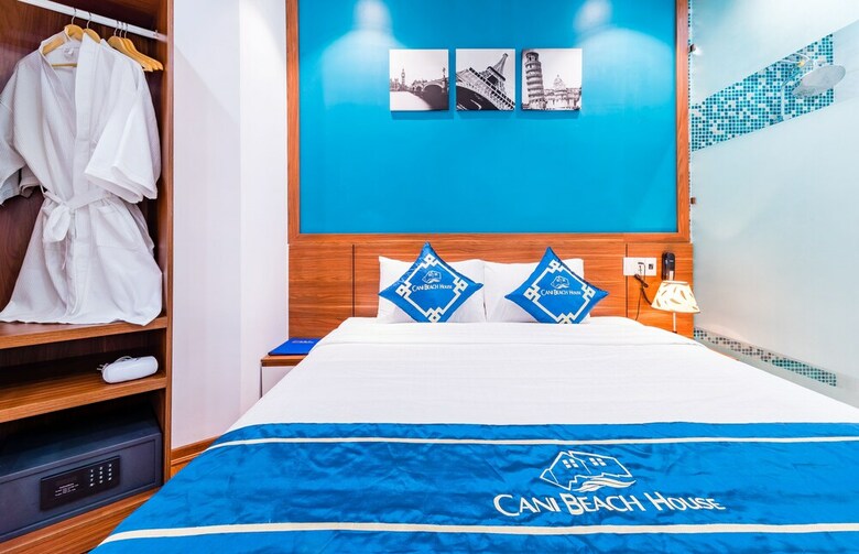 Hotel Cani Beach House