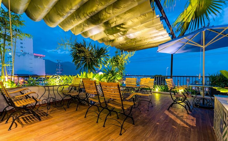 Hotel Cani Beach House