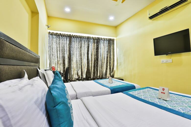 Oyo 14549 Hotel Lotus Residency