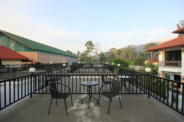 Hotel Phannarai House