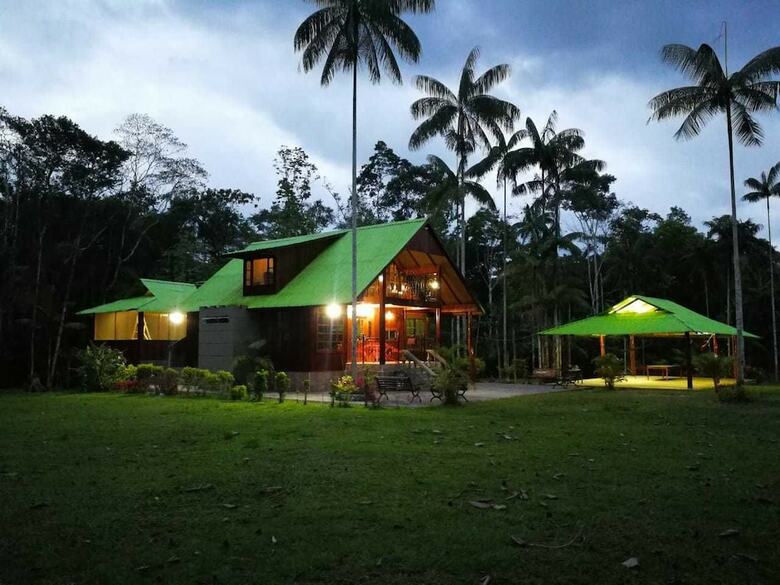 Hotel Pulmon Del Mundo