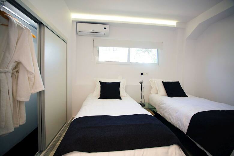 Salonikiou Beach Luxury Residences