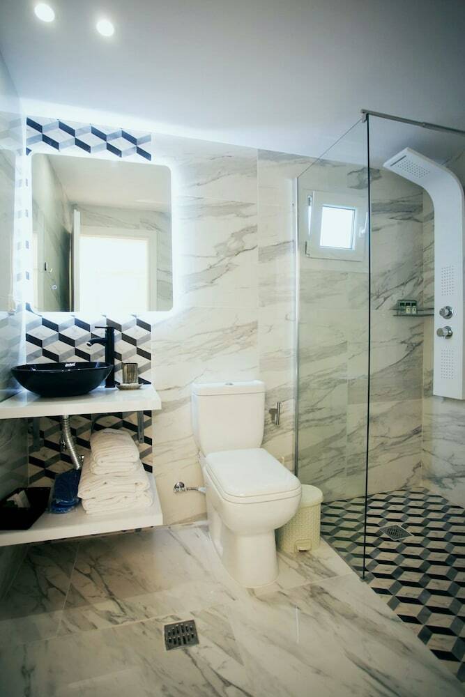 Salonikiou Beach Luxury Residences