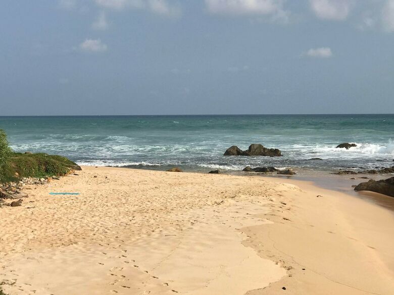 Hotel The Surflanaka Resort