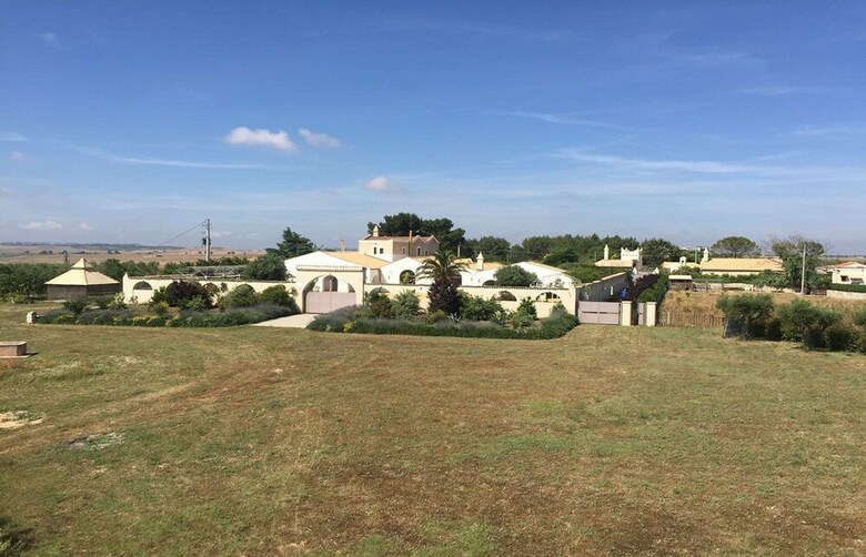 Bed & Breakfast Masseria Colle Carro