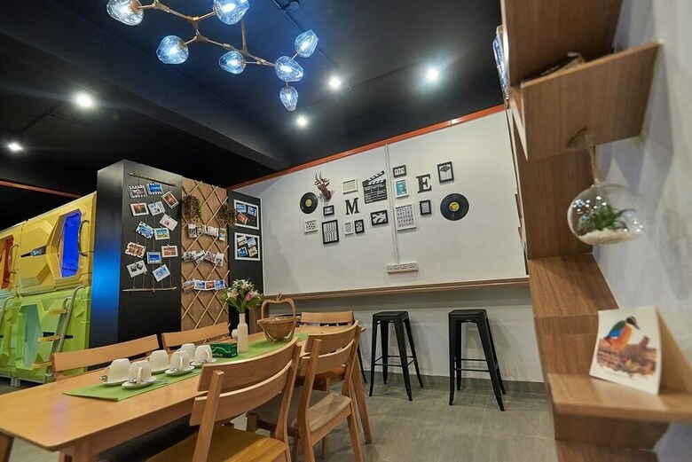Jk Capsule Hostel