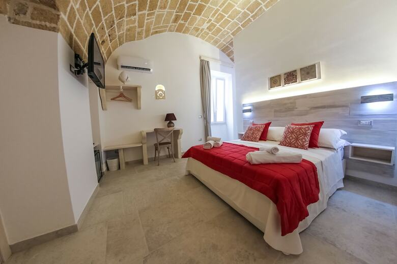 Bed & Breakfast Clara Domus