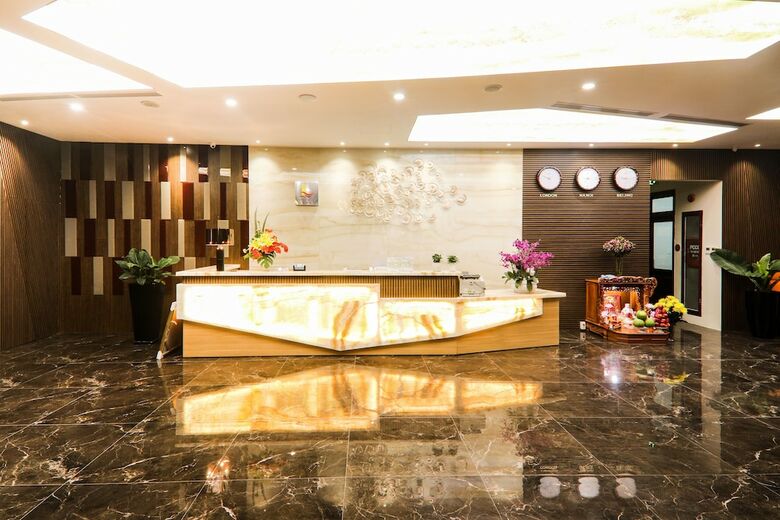 Lake View Hotel