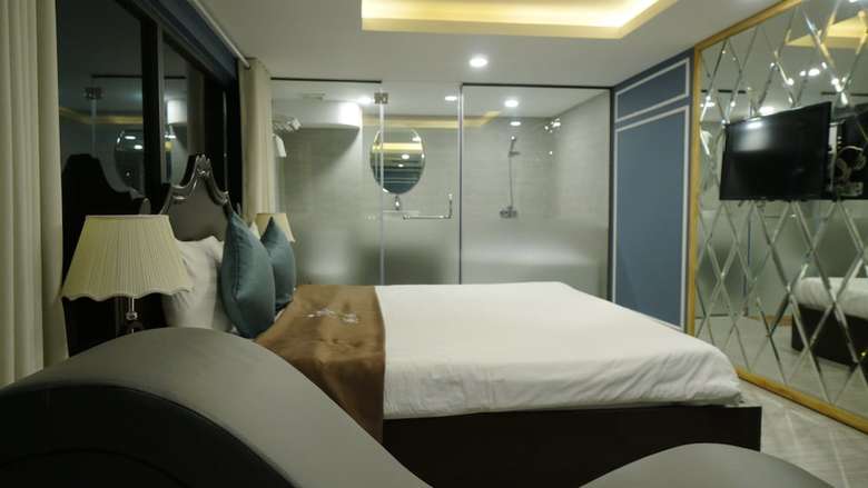 Moc Lan 4 Hotel
