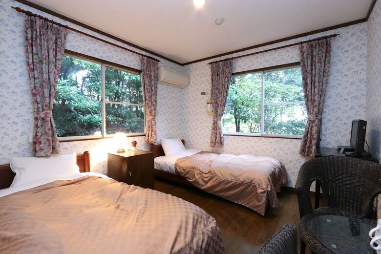 Pension Scent Izukogen
