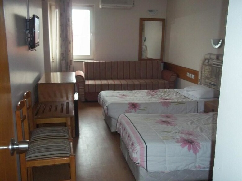 Mesut Hotel