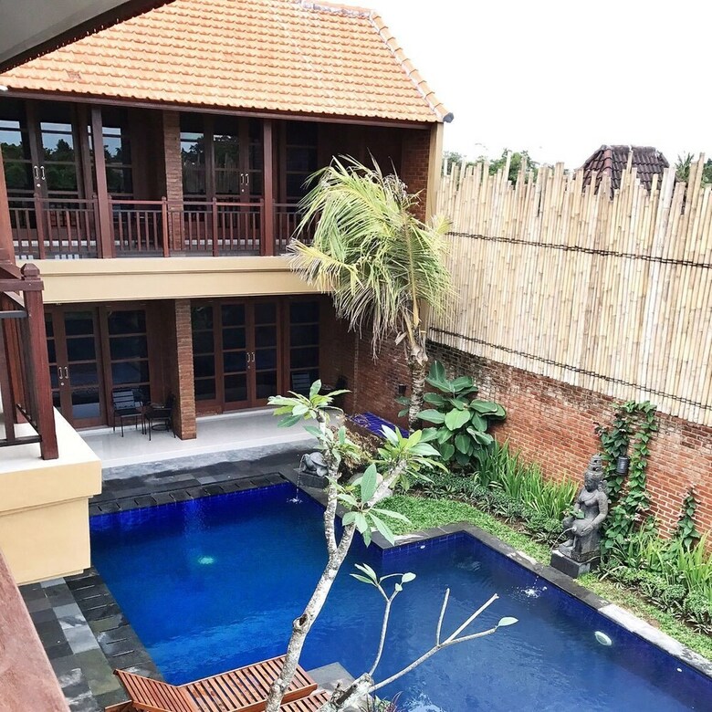 Hotel Wiras Village