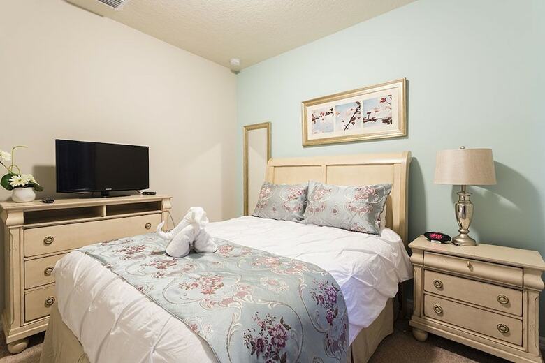 Windsor At Westside #9 - 7 Bed 6 Baths Villa