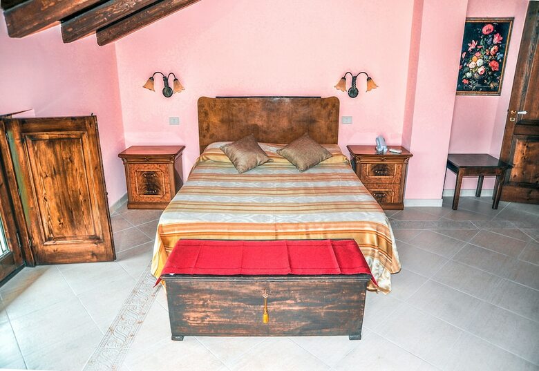 Hotel La Casa Rosa