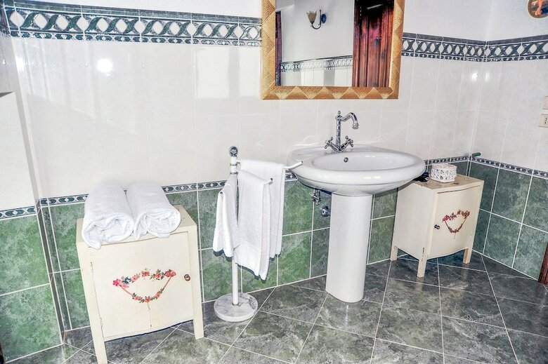 Hotel La Casa Rosa
