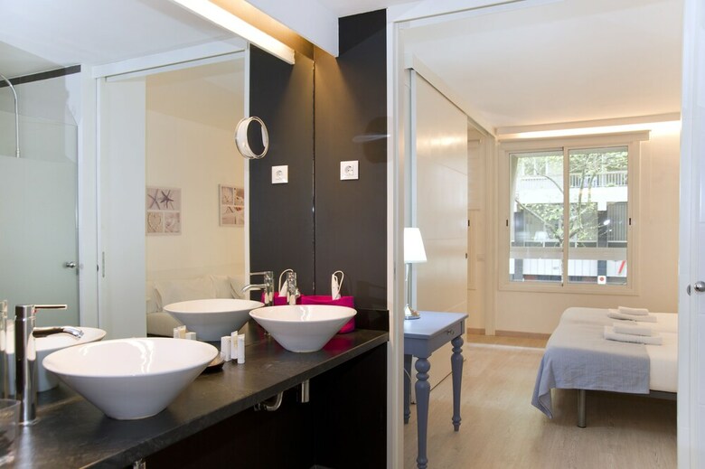 Montaber Apartments - Sagrada Familia