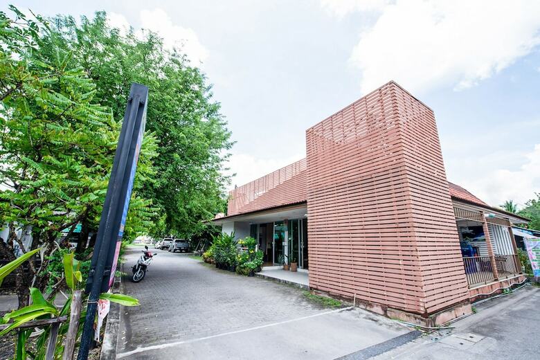 Hotel Oyo 282 Baan Nat