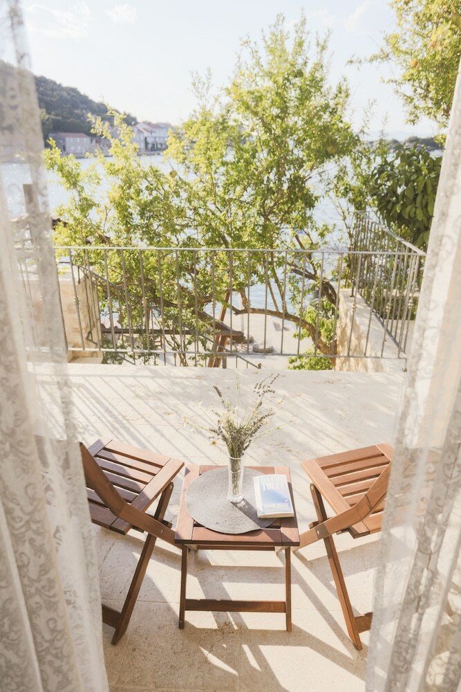 Hotel Guesthouse Augusta Insula